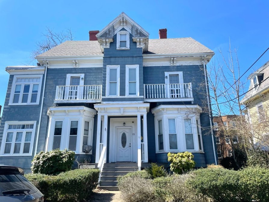 13 Portland Street, Unit 4 (aka 33 Portland St), Lynn, MA